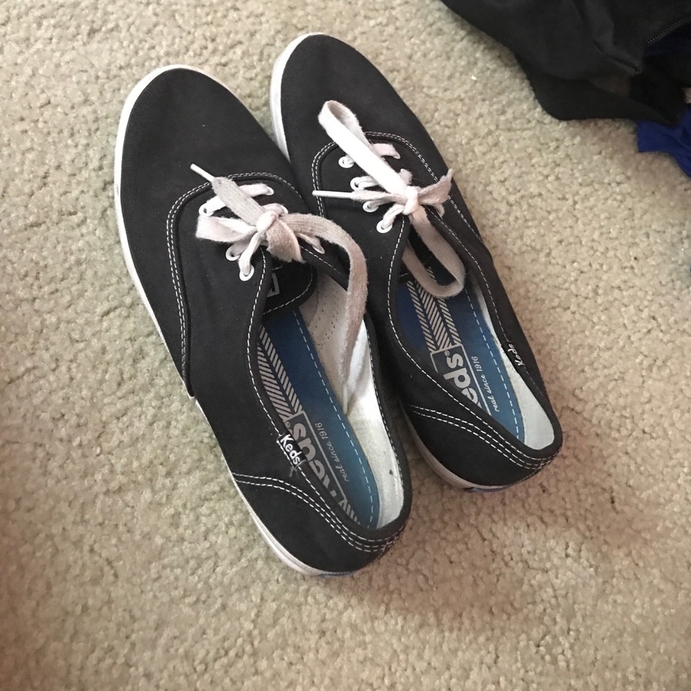 Black keds