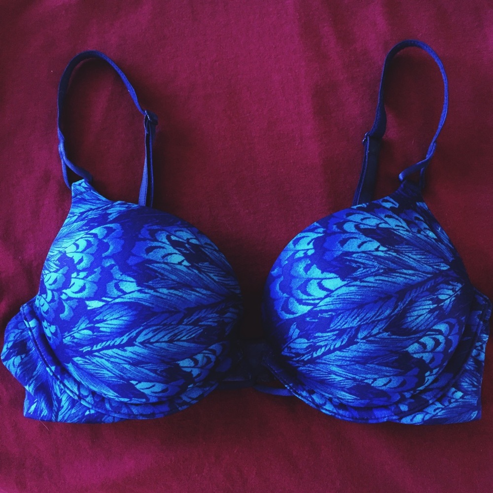 Victoria's Secret Blue Feather 32B Push-up Bra