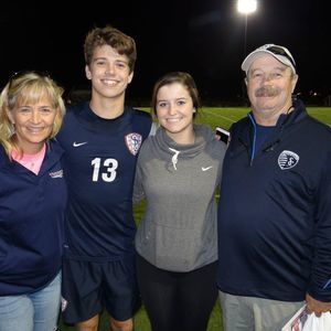 Meet your Posher, Brady