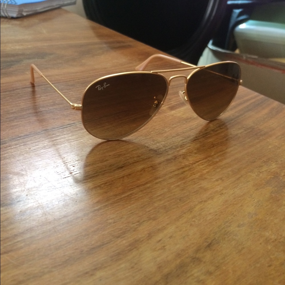 Ray bans (brown/gold)