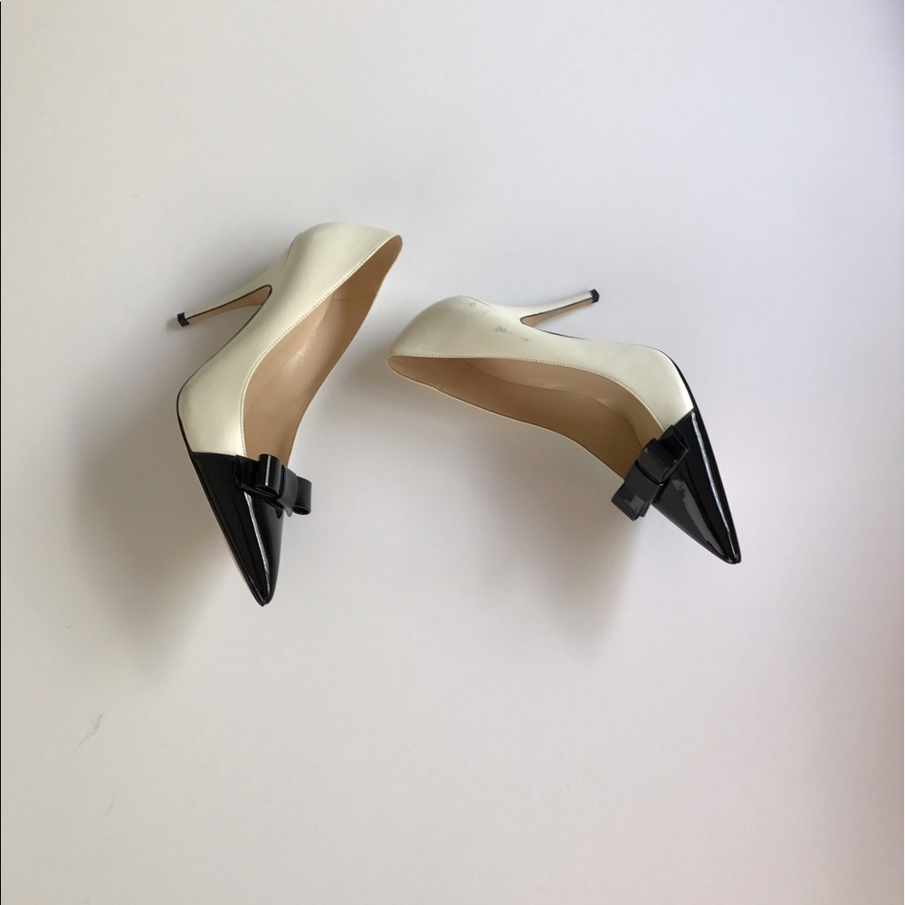 Kate Spade black and white patent bow pumps