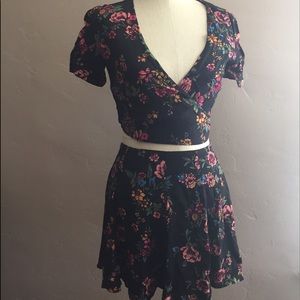 Forever 21 Two piece Floral Set Size Small