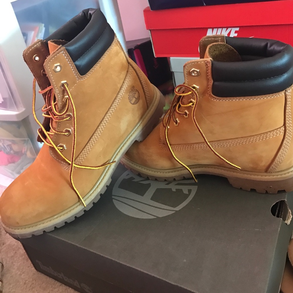 WOMEN TIMBERLANDS ‼️‼️