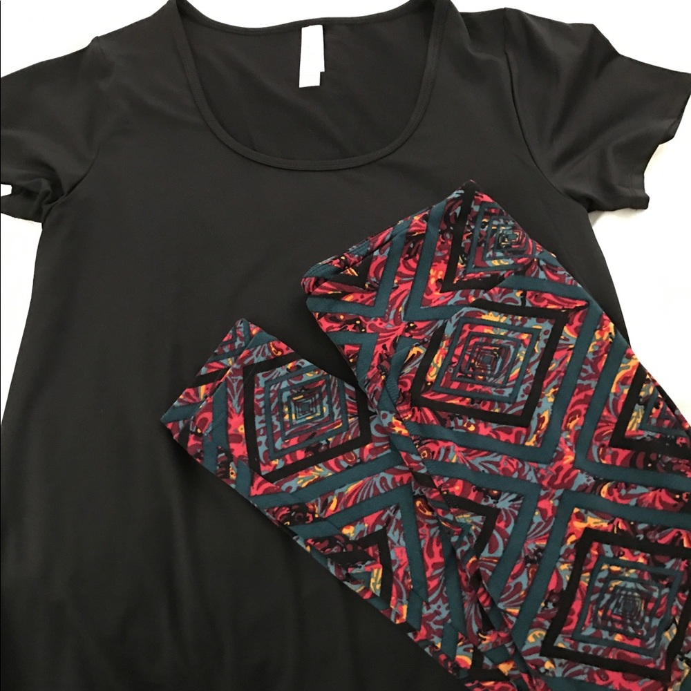 Lularoe Unicorn solid black classic T outfit