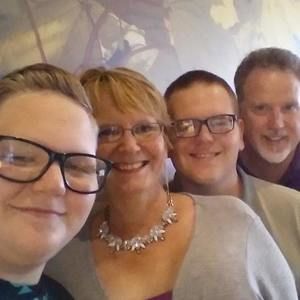 Meet your Posher, Linda