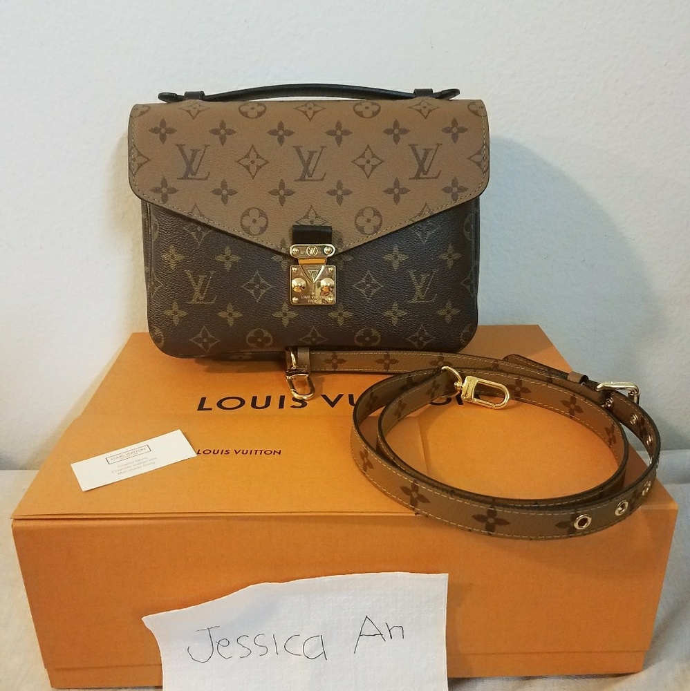 (Sold on FB) LV Reverse Monogram Pochette Metis