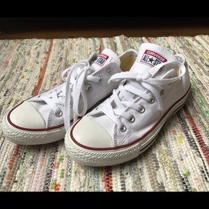 Like New White Converse All Stars
