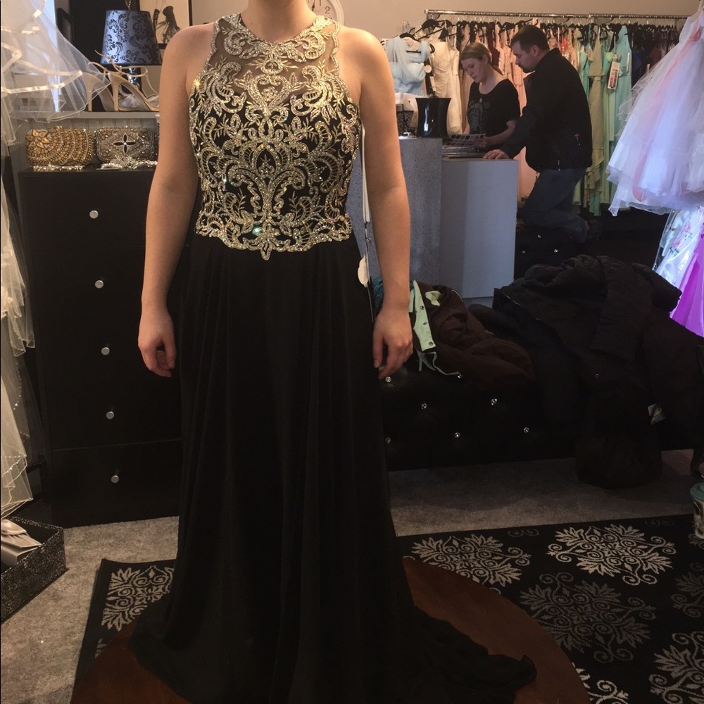 Black and gold prom dress NWT