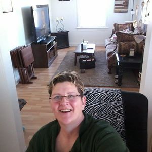 Meet your Posher, Lori