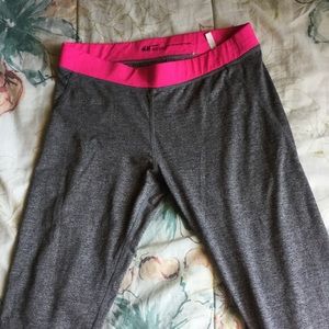 Capri yoga pants