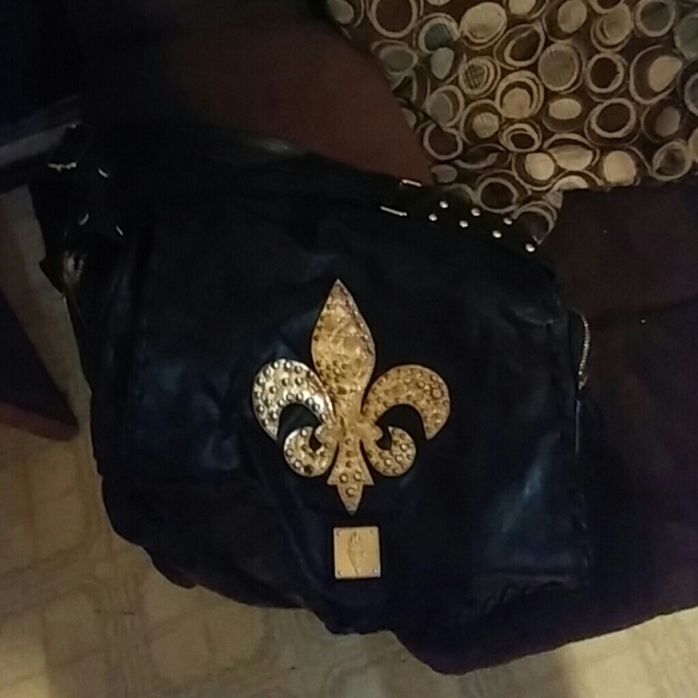 Volatile Handbag/ Crossbody Bag