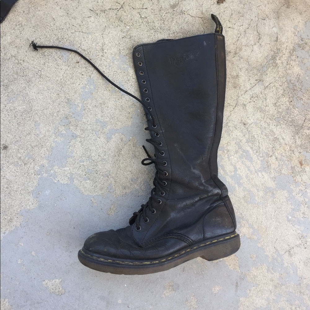Knee high docs