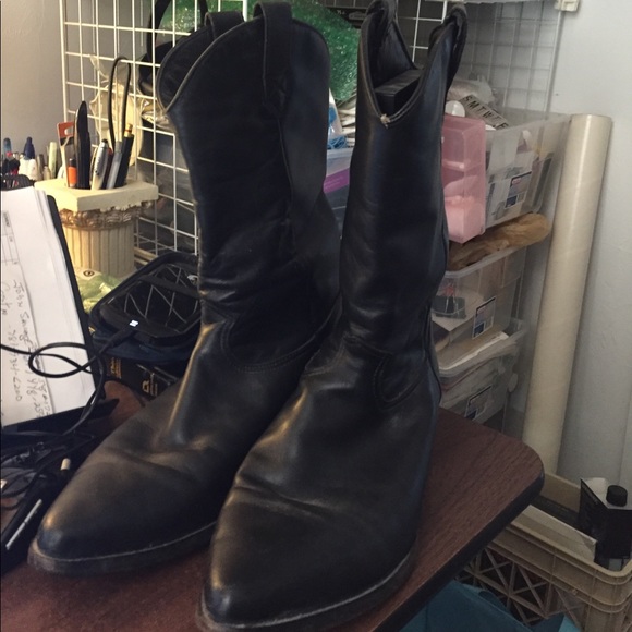 Western boots - Picture 2 of 3