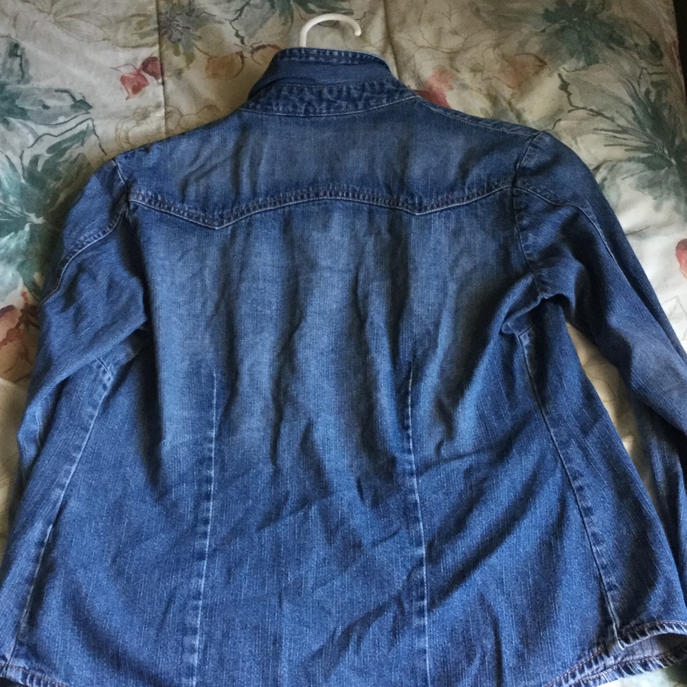 Denim jacket - Picture 2 of 3