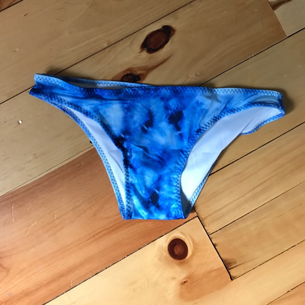 Fun bikini bottoms (2) - Picture 3 of 3