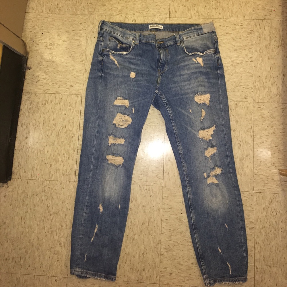 Zara Ripped Boyfriend Jeans