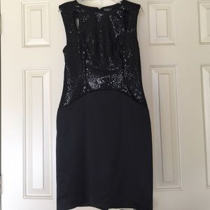 Ladies Vince Camuto black dress