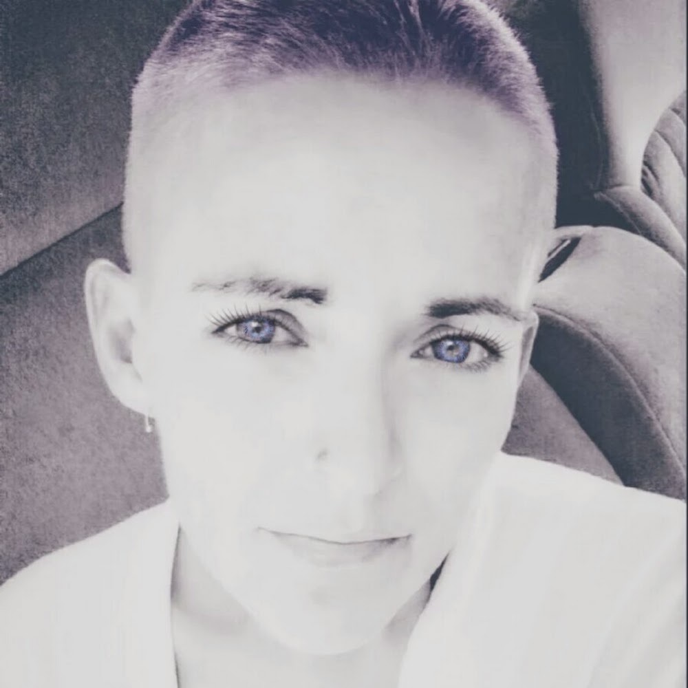 Meet your Posher, Cara