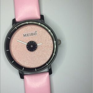 New fashion watch for woman baby pink