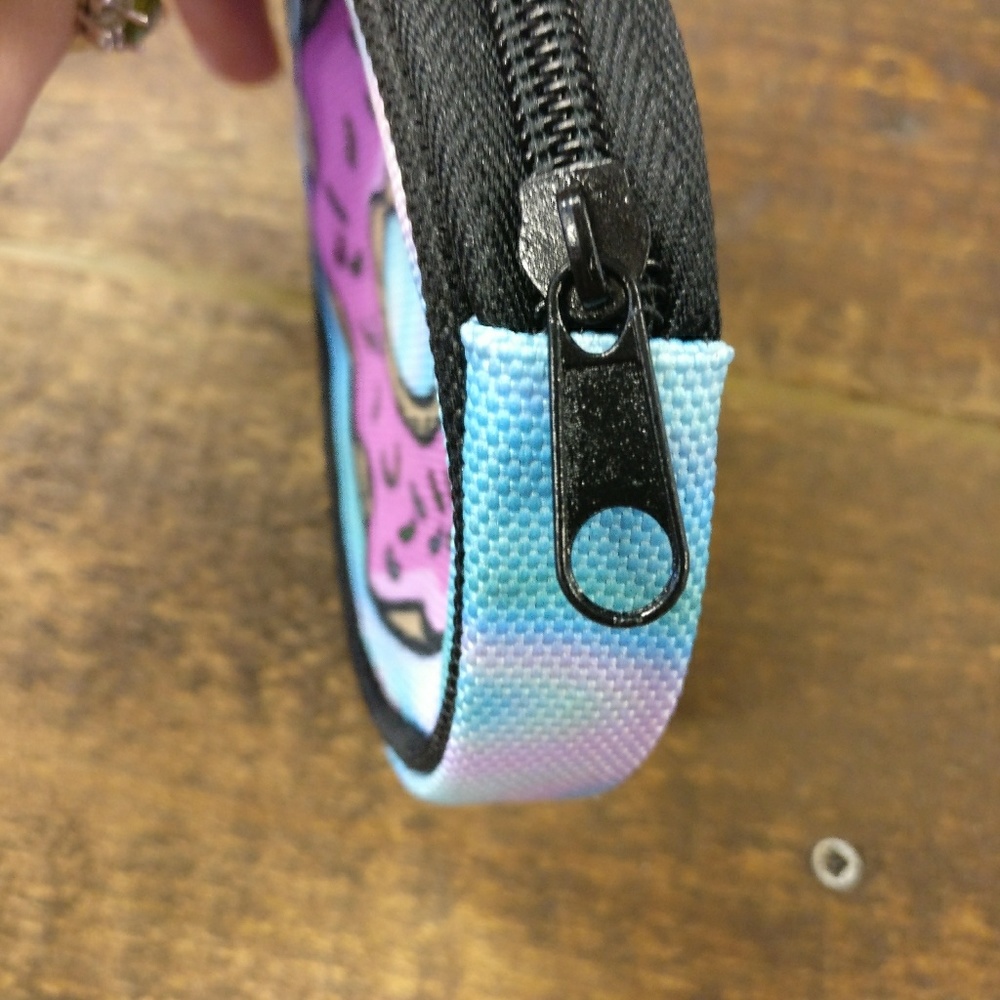 DoughNOT Steal My Change Pouch! Round, brand new! - Picture 6 of 8