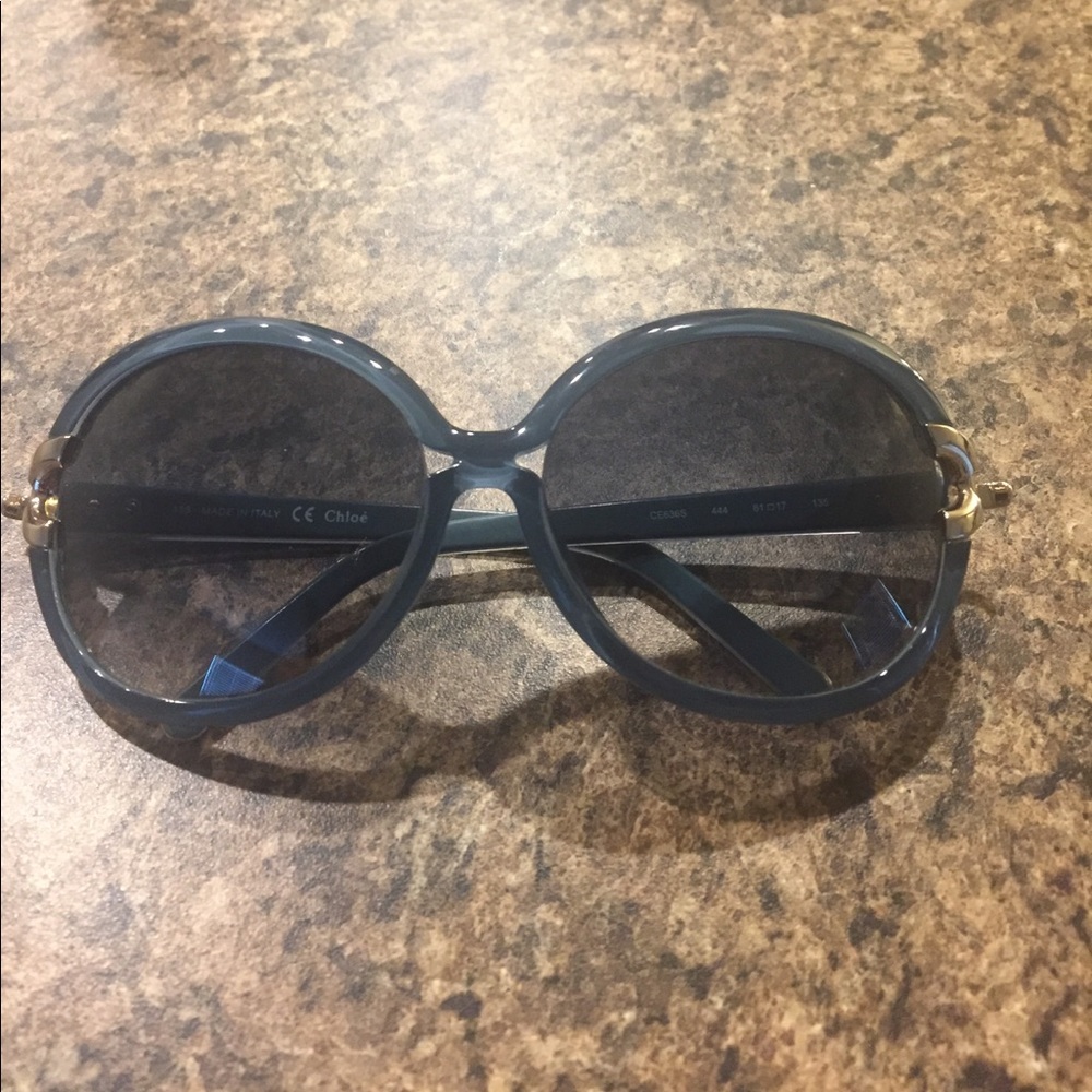 💥pending trade💥Soft blue Chloe sunglasses