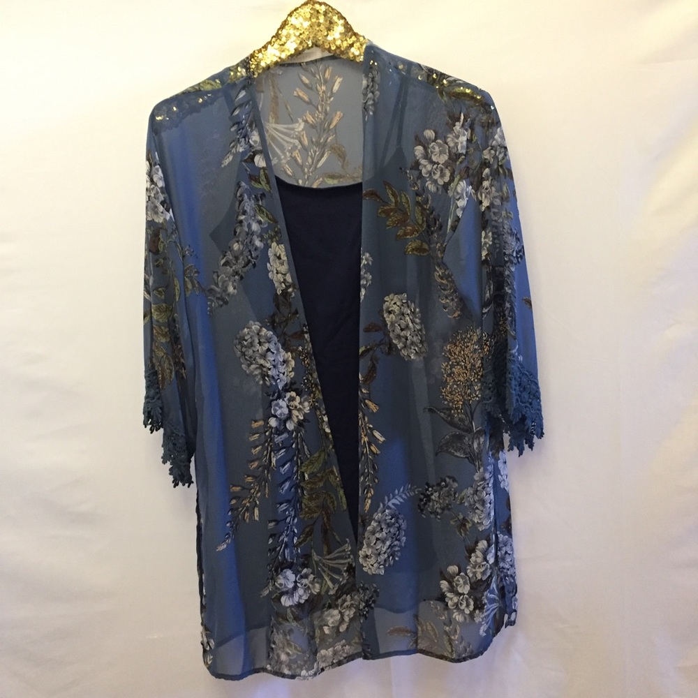 S-M Blue Floral Kimono - Picture 3 of 4