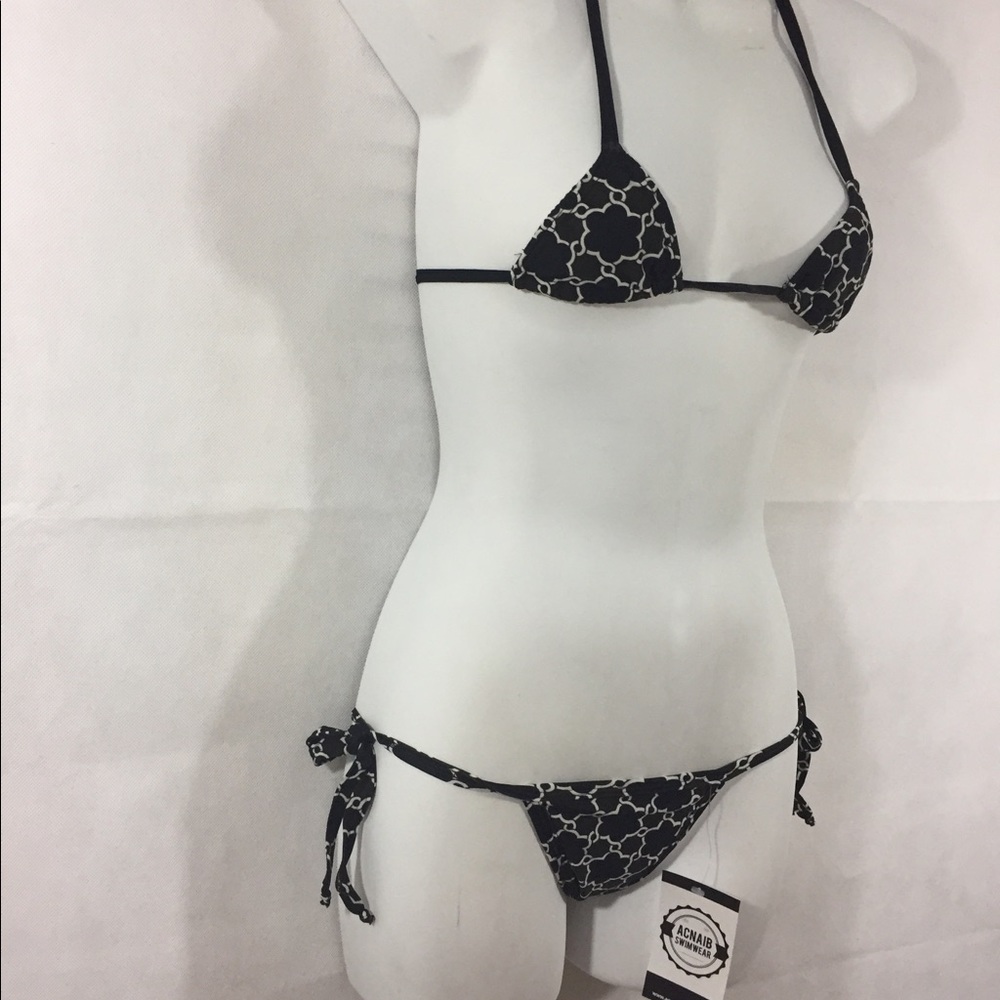 Bikini tie side  Thong 👙 - Picture 2 of 3