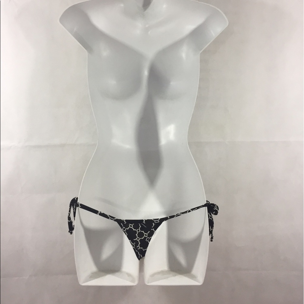 Bikini tie side  Thong 👙 - Picture 3 of 3