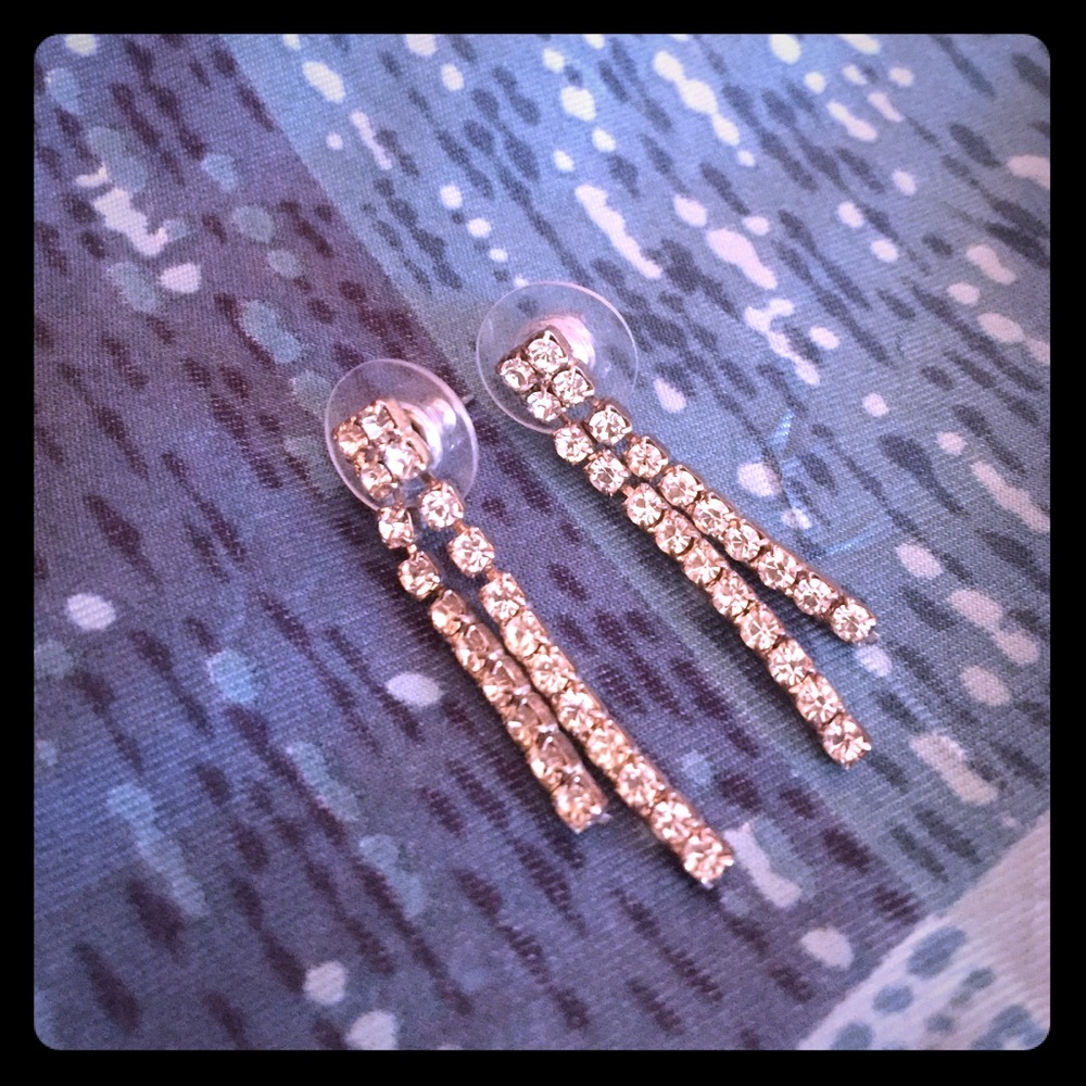 Rhinestone straight drop earrings