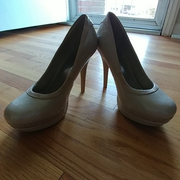 BABY PHAT CHANCE PATENT SNAKE SKIN HEELS. SIZE 10 - Picture 3 of 8