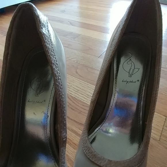 BABY PHAT CHANCE PATENT SNAKE SKIN HEELS. SIZE 10 - Picture 7 of 8