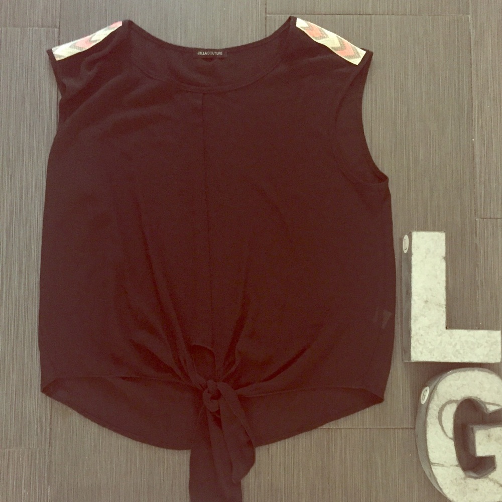 Short sleeve blouse with tie front