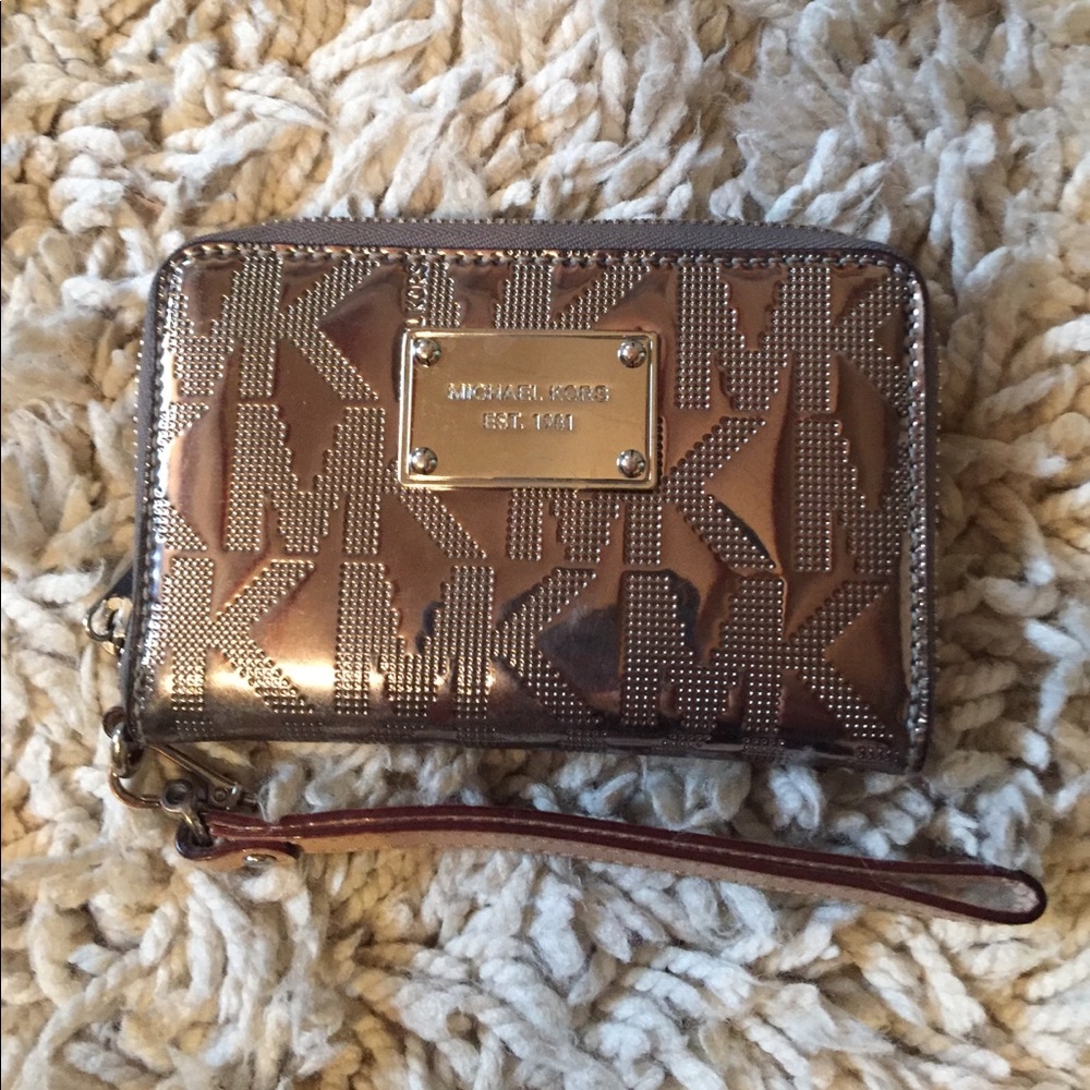 Michael Kors wristlet