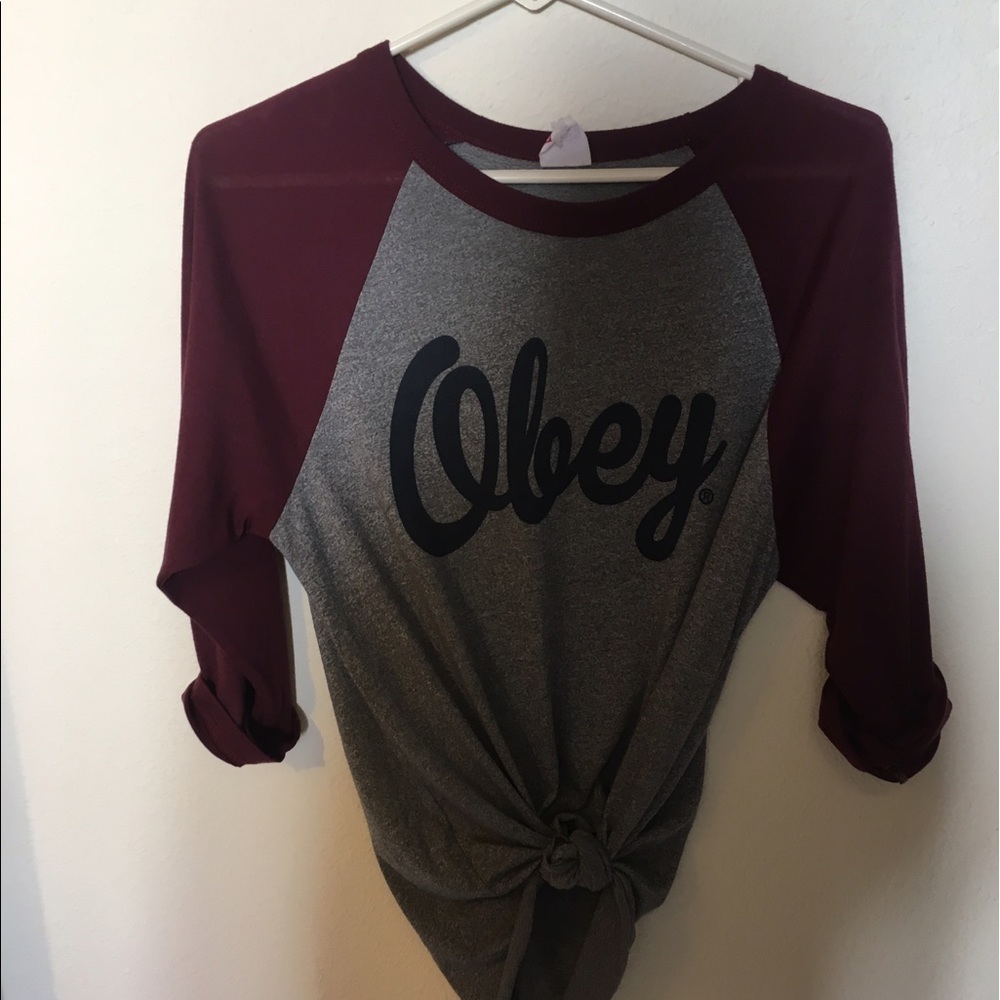 Light weight comfortable obey tee