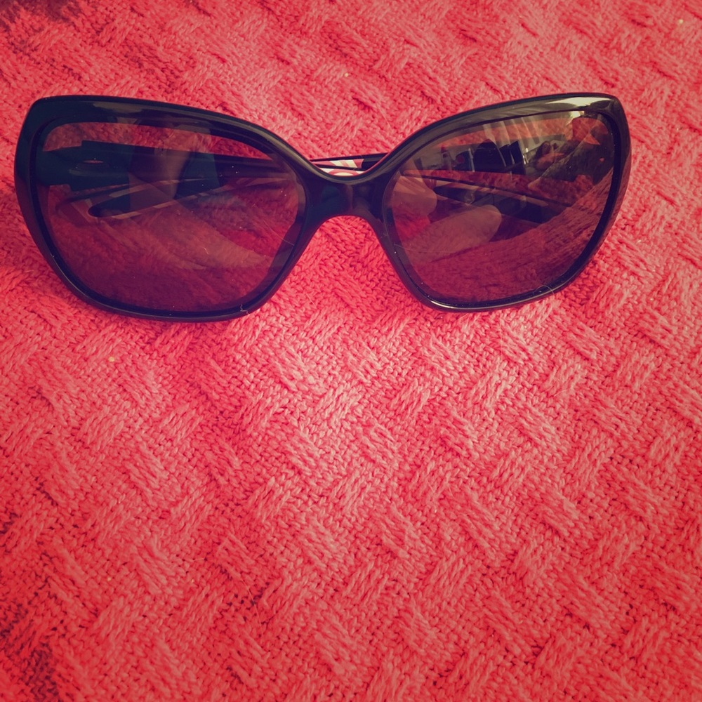 Oakley Breast Cancer Awareness polarized s glasses