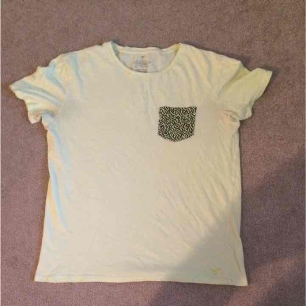 American Eagle T-Shirt