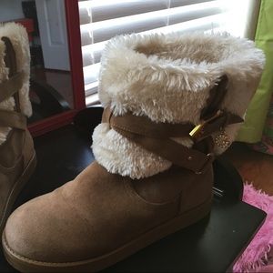 Guess boots *W/ BOX*
