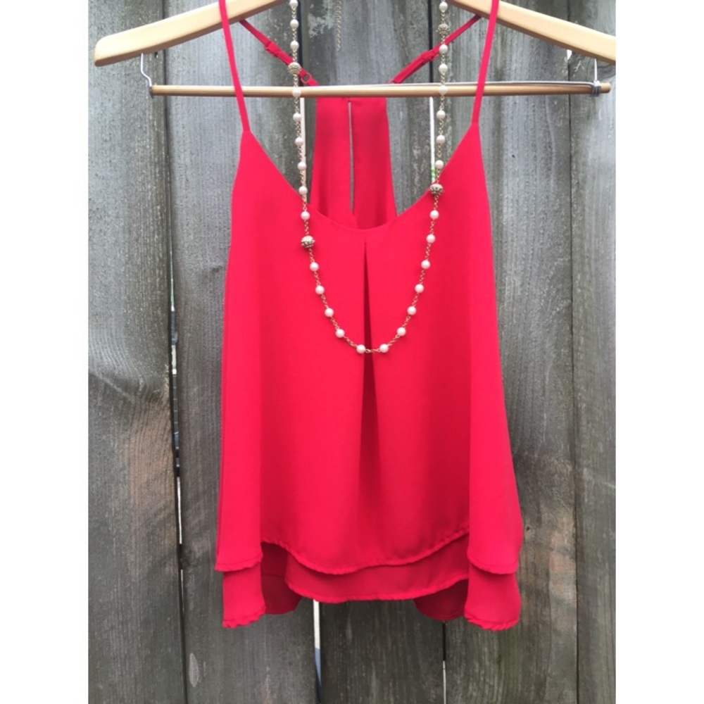 Red short flowy top