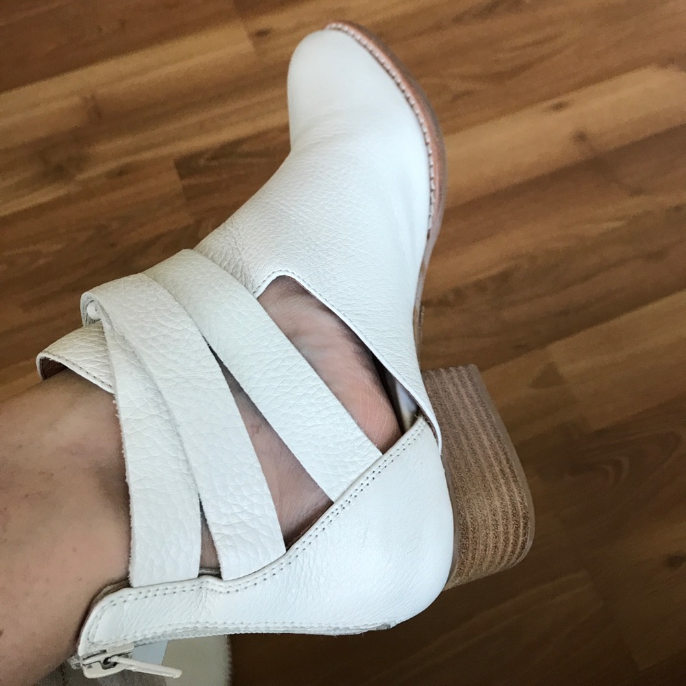 🍸HP 🎉 09/01/2018 Jeffrey Campbell Ankle Boots - Picture 2 of 7