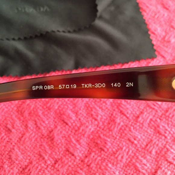 Prada "CatEye" Sunglasses - Picture 5 of 7