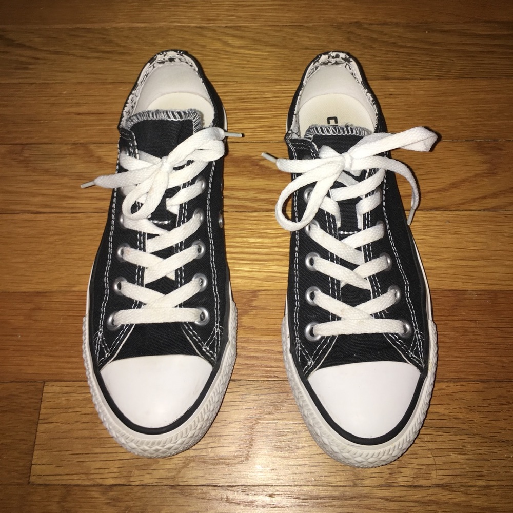 Black Converse 7