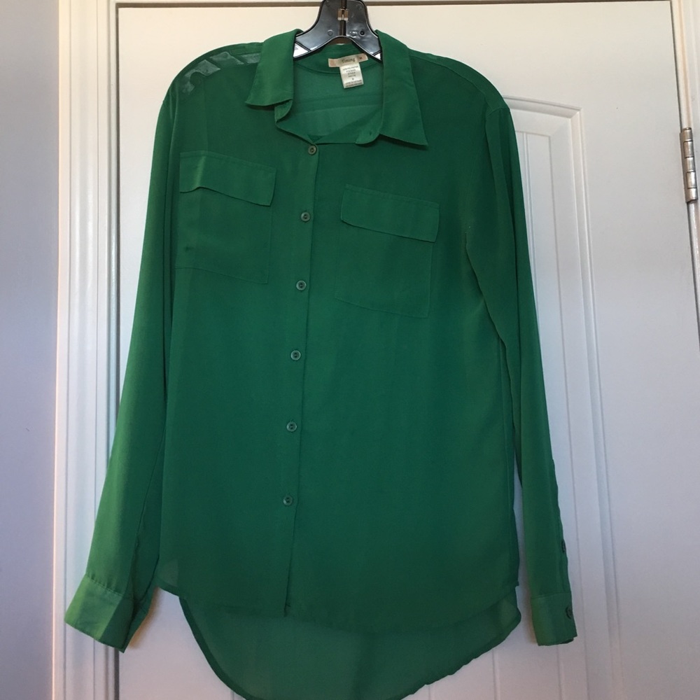 Green button down