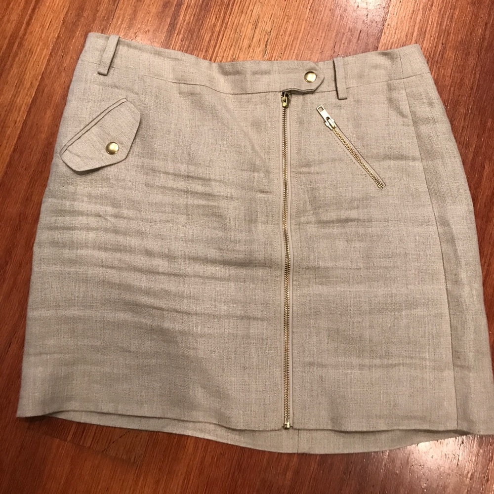 Size 8 beige J. Crew Skirt. Like new.