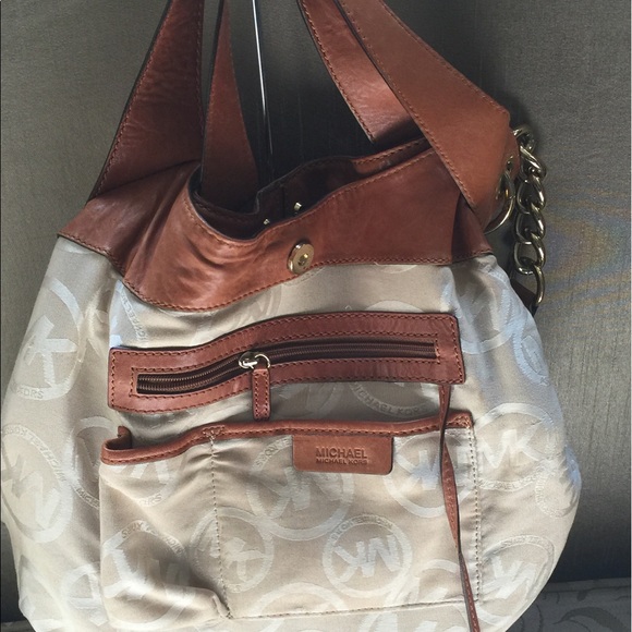 Micheal Kors - Lg shoulder bag Uptown Astor tote - Picture 3 of 4