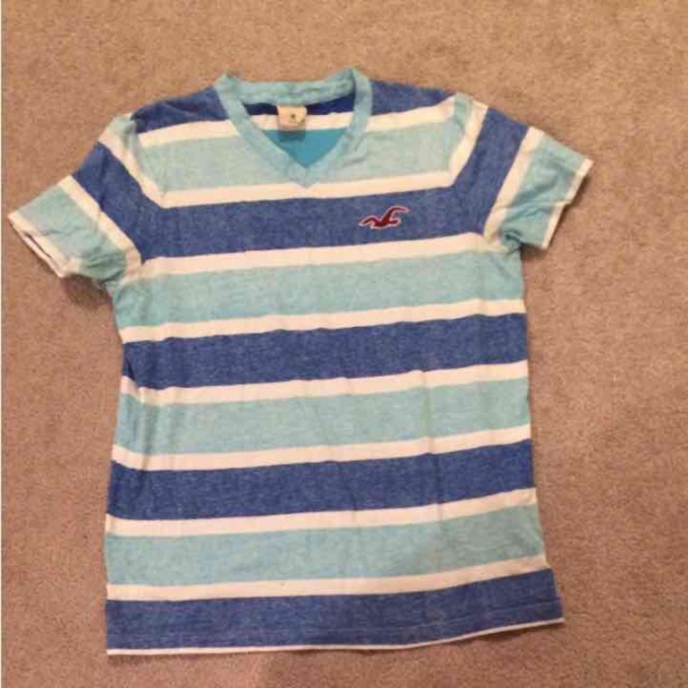 Hollister T-Shirt
