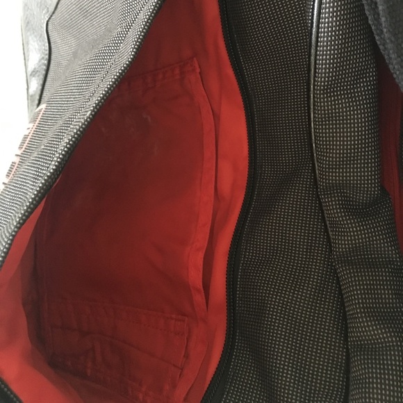 Puma carry on tote - Picture 2 of 5