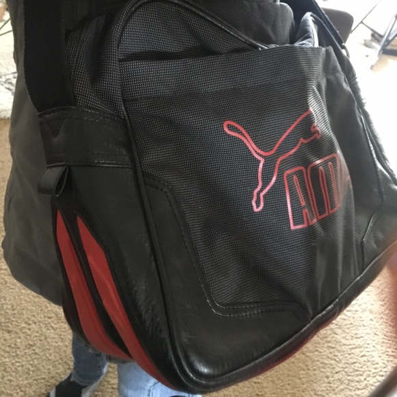 Puma carry on tote - Picture 4 of 5