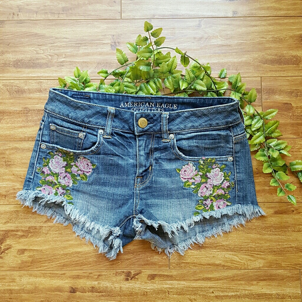 American Eagle Floral Embroidered Jean Shorts