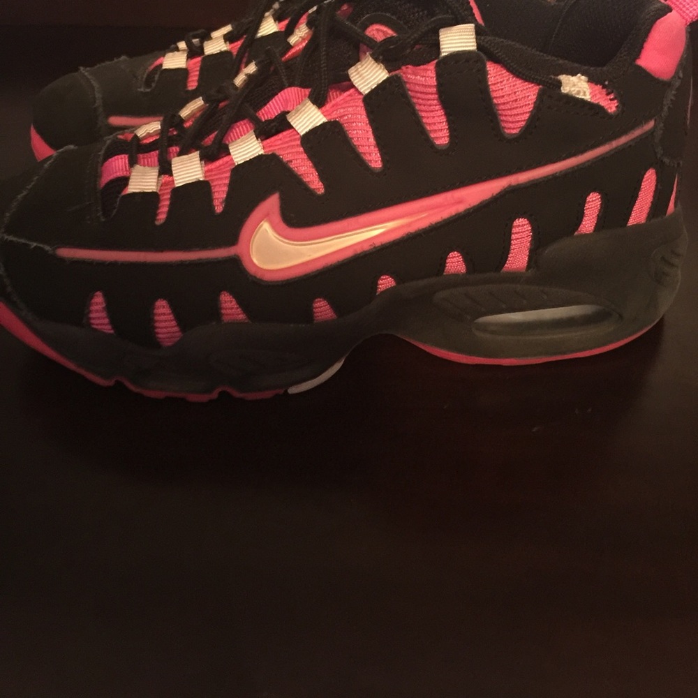 Women's Nike Tennis shoes