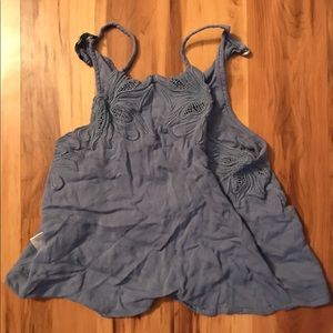 Kendall and Kylie light blue shirt